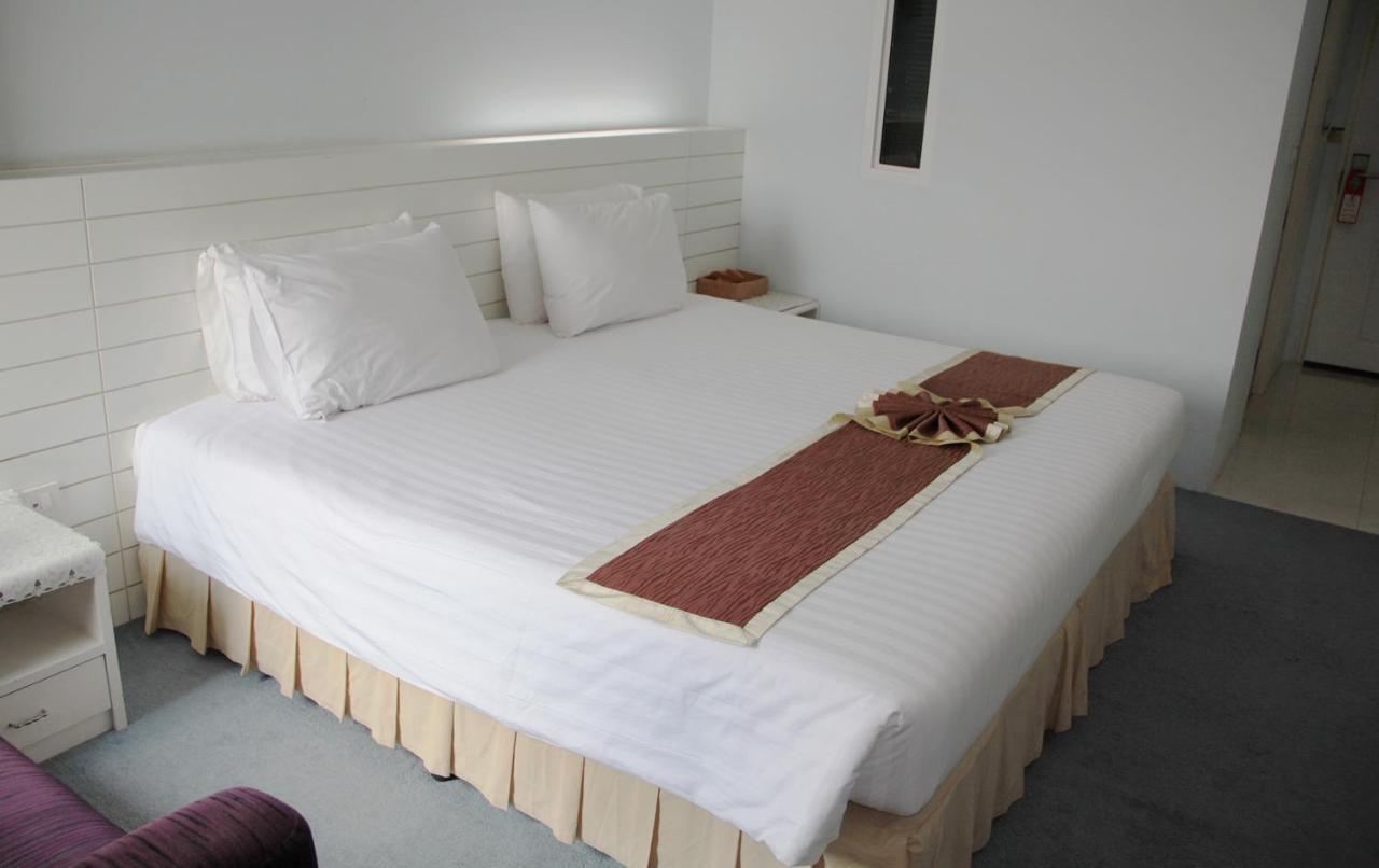 V Verve Service Apartment Hotel Chachoengsao Eksteriør bilde