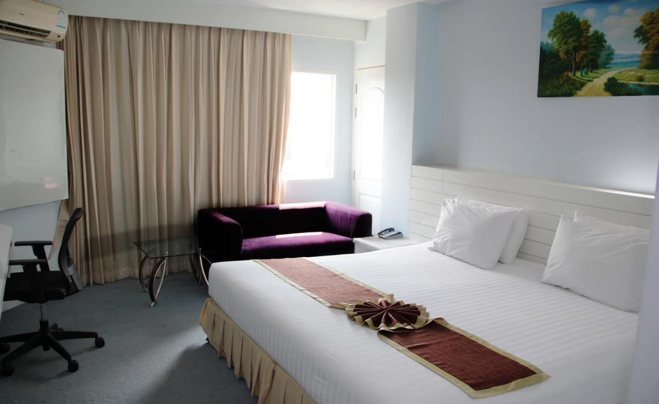 V Verve Service Apartment Hotel Chachoengsao Eksteriør bilde