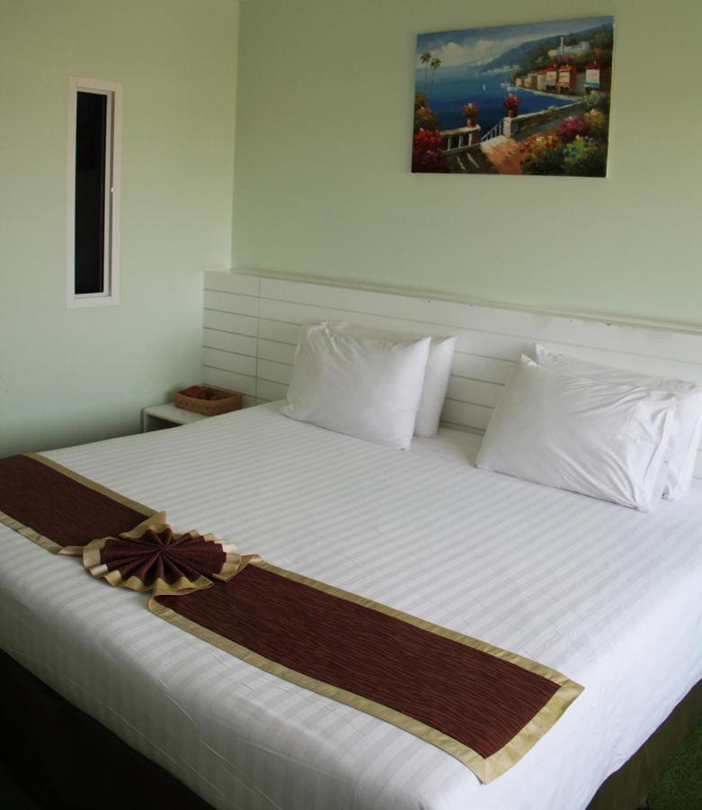 V Verve Service Apartment Hotel Chachoengsao Eksteriør bilde